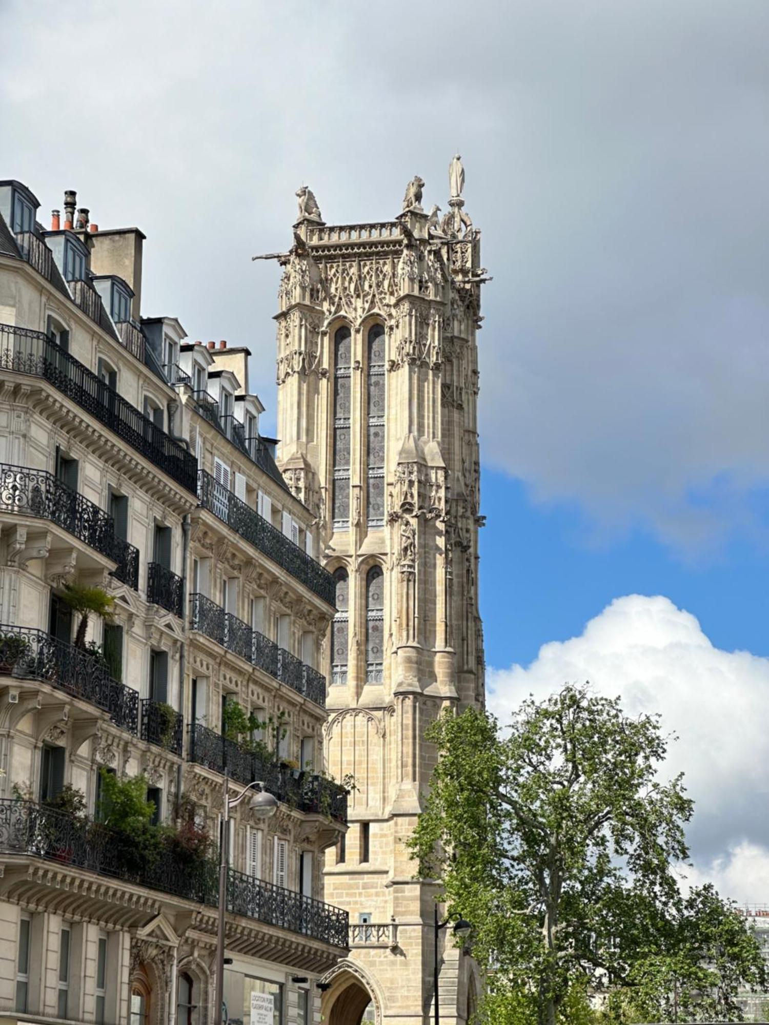 Chic Louvre Apartment Paris Exterior foto